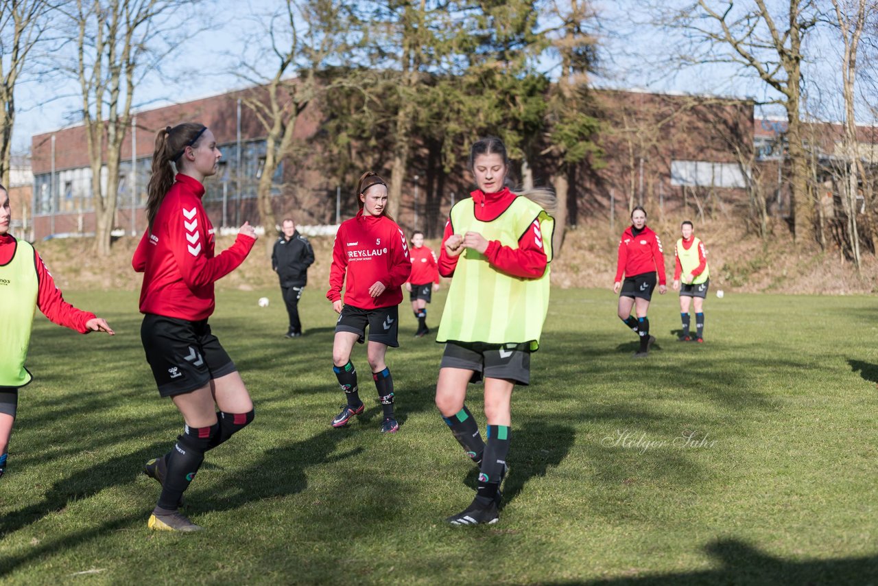 Bild 112 - F Rot Schwarz Kiel - SV Henstedt Ulzburg 2 : Ergebnis: 1:1